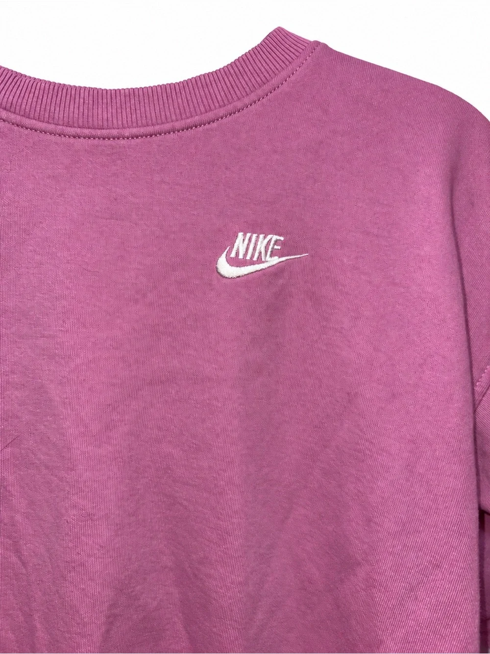 Nike Crewneck Sweatshirt Size M Mauve Pink Embroidered Swoosh Pullover
